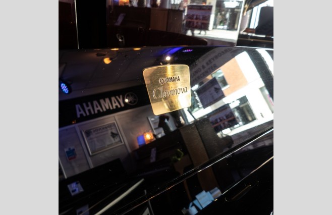 Used Yamaha CLP280 Polished Ebony Digital Piano Complete Package (SN:GBRCNO01024) - Image 7